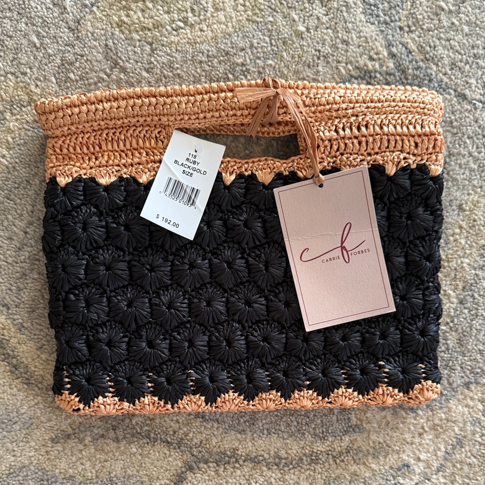 Elegant Black and Gold Hand Bag